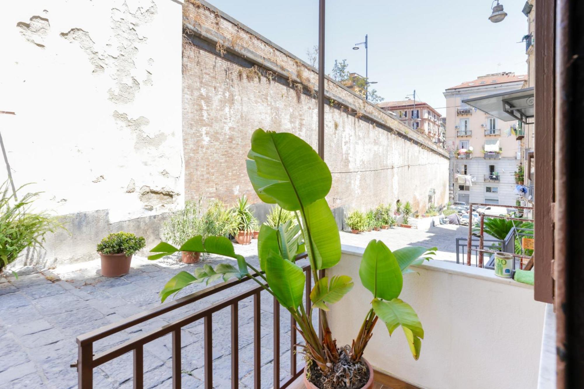 La Casetta Sulle Rampe Naples Exterior photo